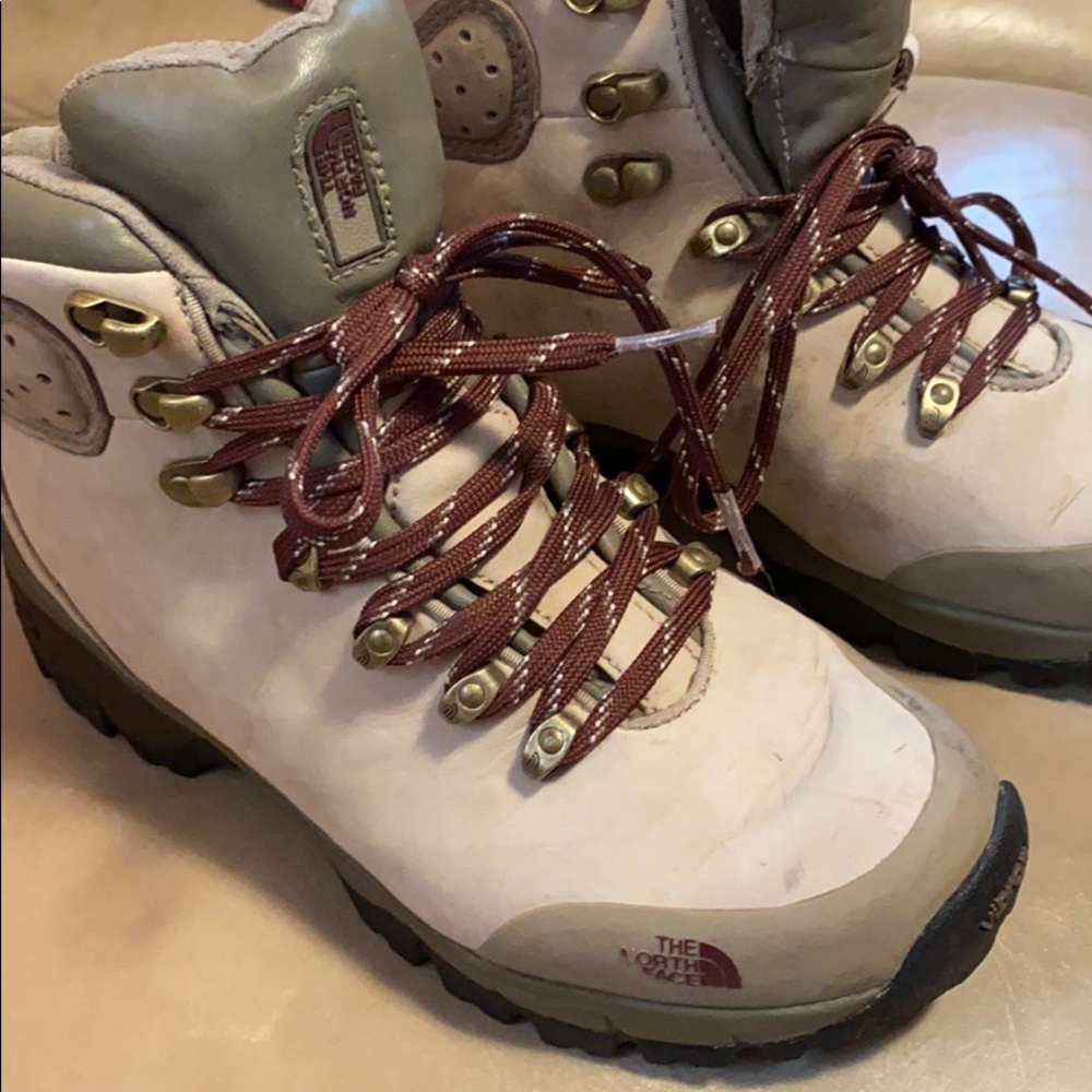 North face winter boots